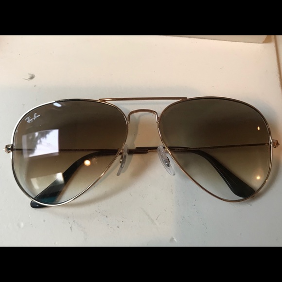 Ray Ban Aviators - Picture 1 of 2